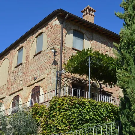 Holidays In With Swimming Pool In Tuscany Siena Lodge Asciano